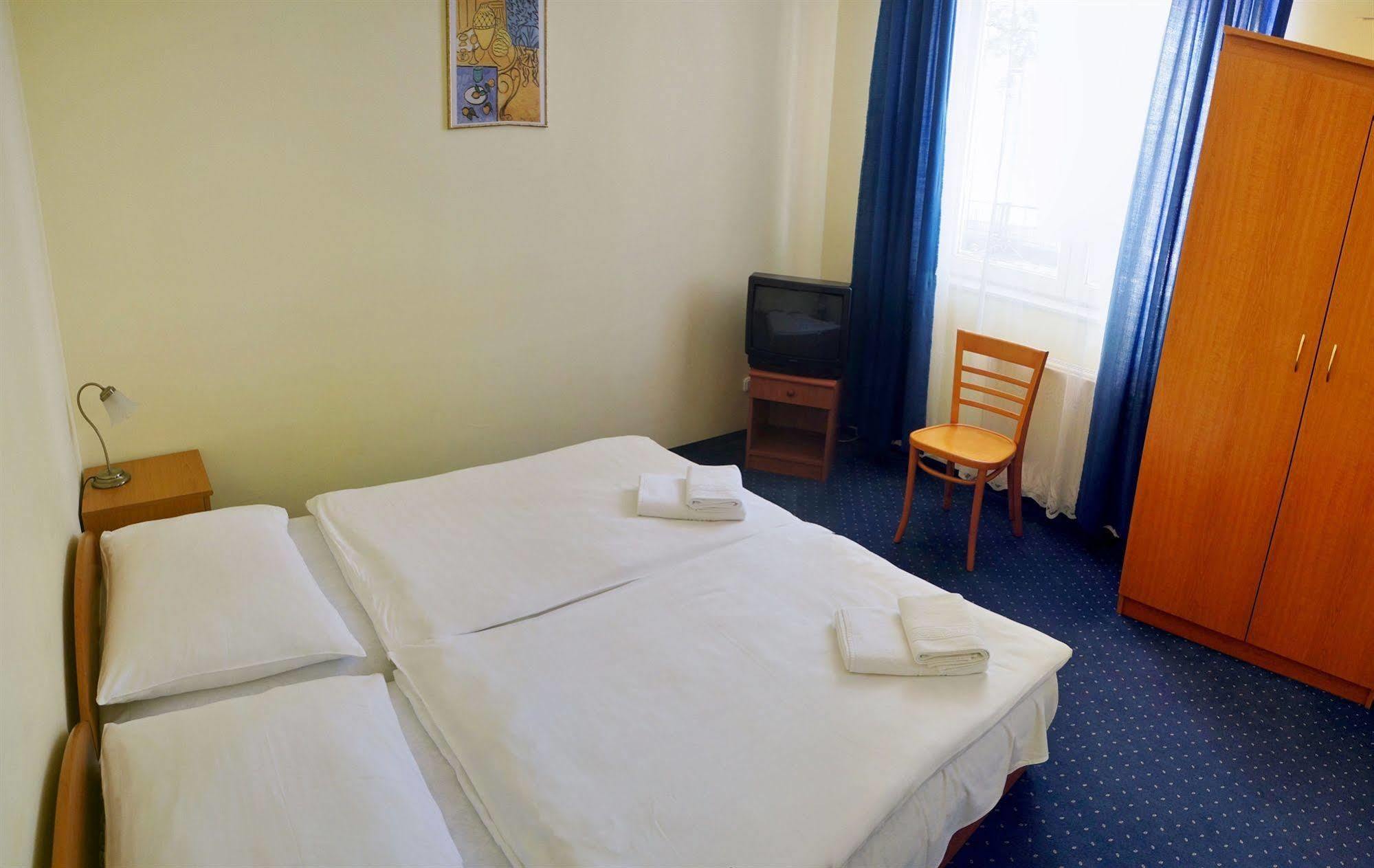 Corvin Hotel Győr Eksteriør bilde