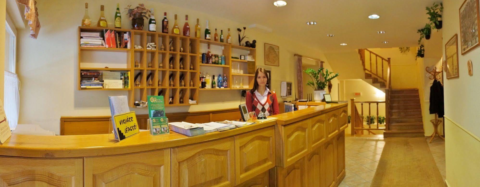 Corvin Hotel Győr Eksteriør bilde