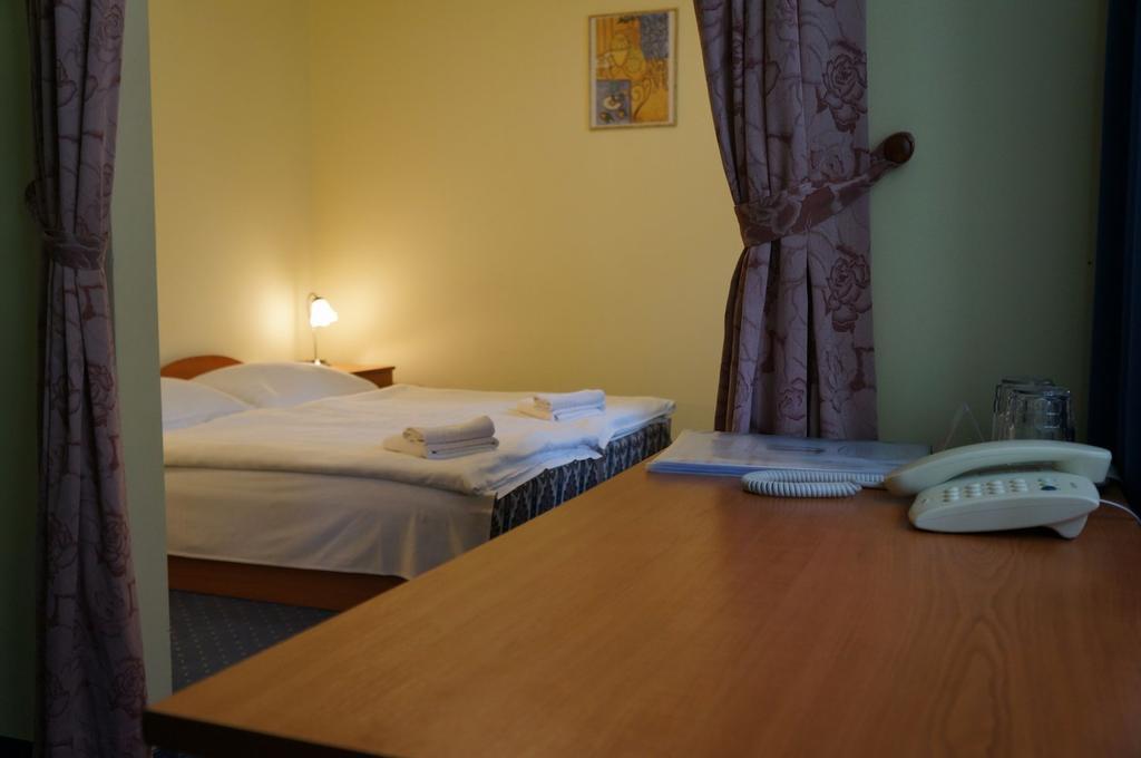 Corvin Hotel Győr Eksteriør bilde